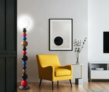 Скандинавские современные минималистичные светильники Украшение дивана для гостиной Спальни Торшер Дизайнерский Креативный и слегка роскошный Стеклянный светильник